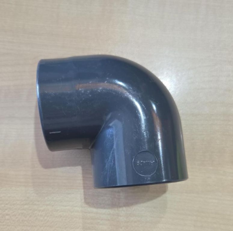 CODO LISO 50ø-90º